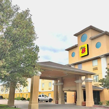Super 8 By Wyndham Temple I-35 Hotel Екстериор снимка